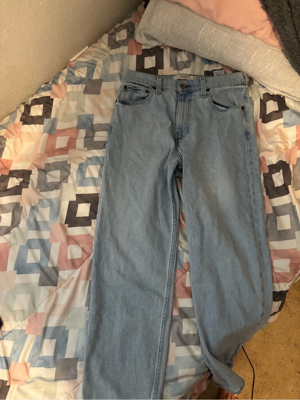 Hollister Light Blue Women's Straight-Leg Jeans